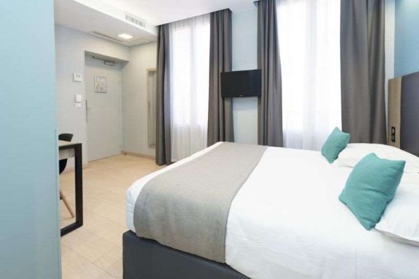 Grand Hotel (Clichy)